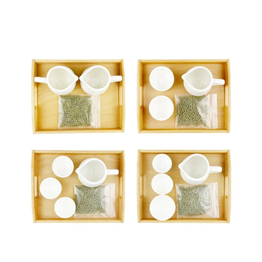 Montessori Vertiendo Granos